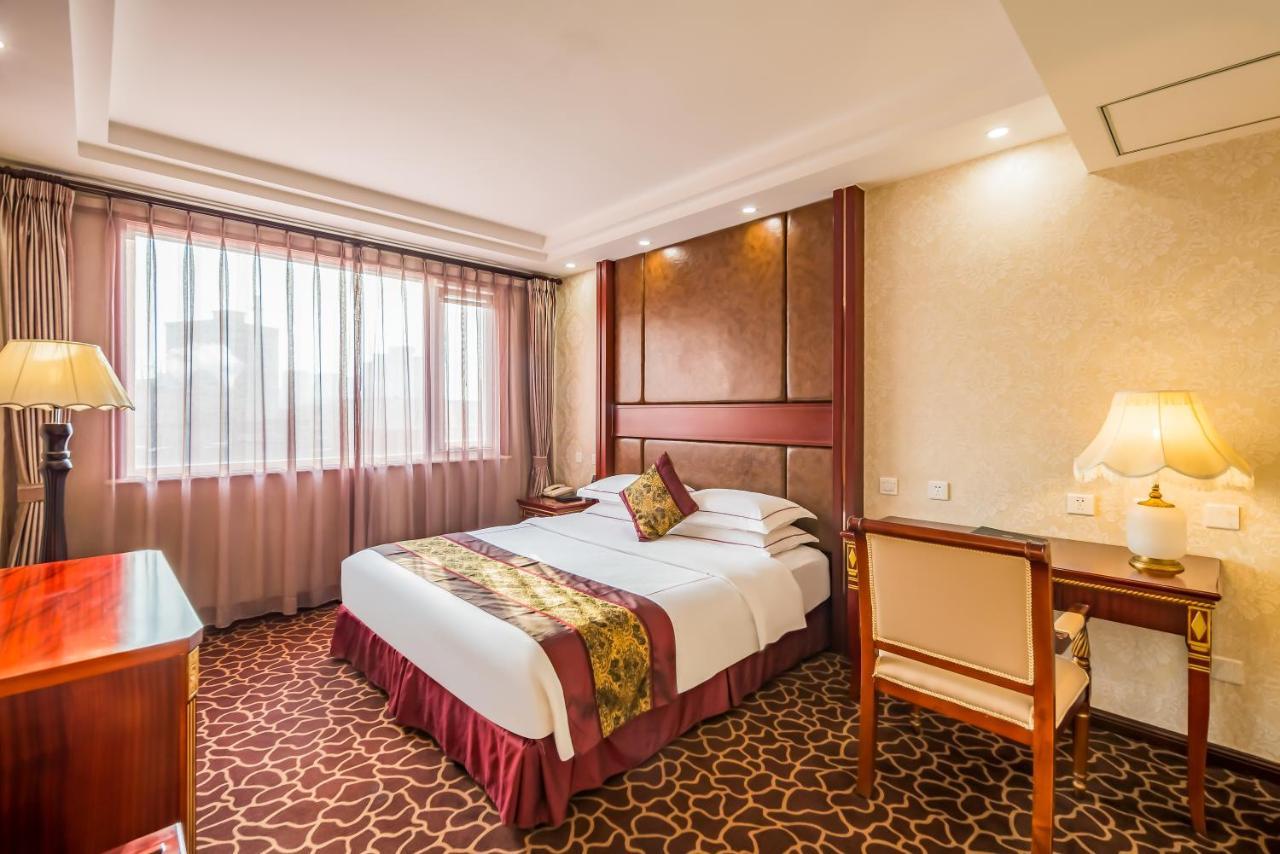 Beijing Commercial Business Hotel Exterior photo