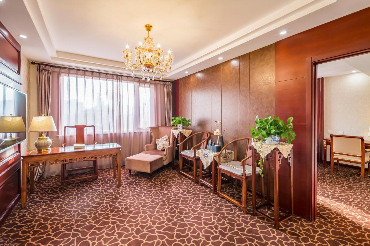 Beijing Commercial Business Hotel Exterior photo