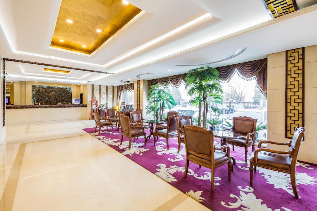 Beijing Commercial Business Hotel Exterior photo